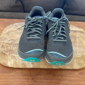 Altra Zero Drop Abound tennis shoes, aqua and grey, size 7